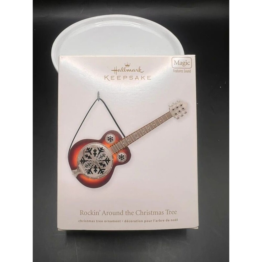 2011 Hallmark Rockin' Around the Christmas Tree Magic sound ornament